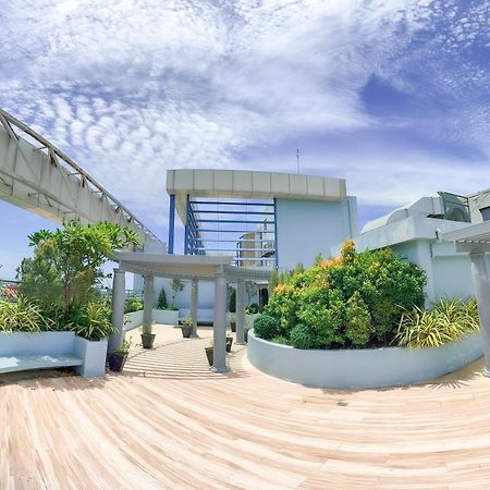 The Loop 2Br Fully Furnished Corner Unit W Balcony Daire Cagayan de Oro Dış mekan fotoğraf